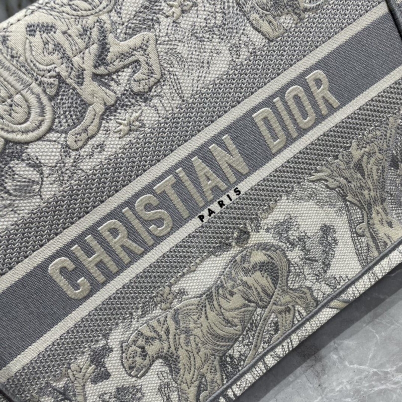 Dior Shopping Bags